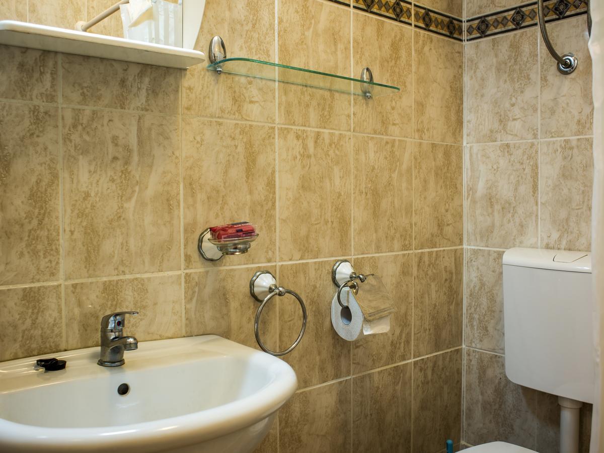 Apartments Villa Radonic Donji Morinj Luaran gambar